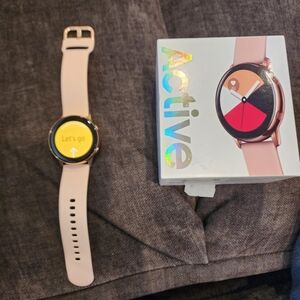 Samsung Galaxy Watch Active2 Pink Smartwatch